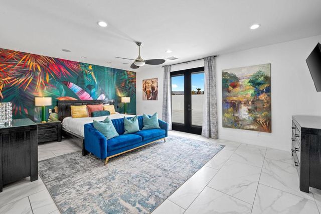 2932 N Sunrise Way, Palm Springs, CA 92262