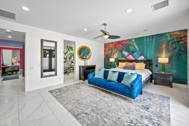 2932 N Sunrise Way, Palm Springs, CA 92262