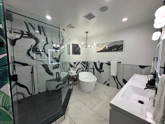 2932 N Sunrise Way, Palm Springs, CA 92262