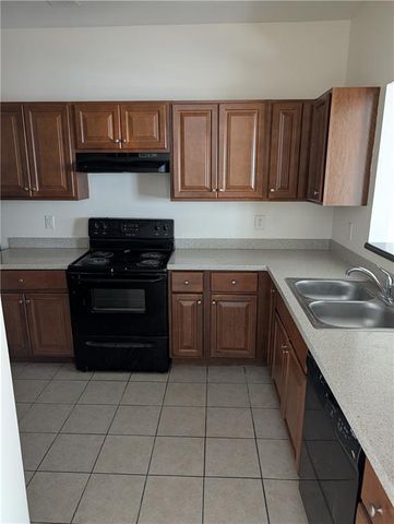 214 Oakland Hills Way, Lawrenceville, GA 30044