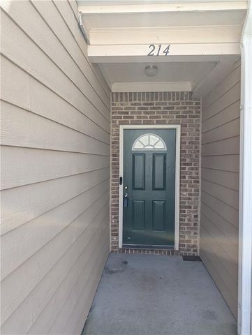 214 Oakland Hills Way, Lawrenceville, GA 30044