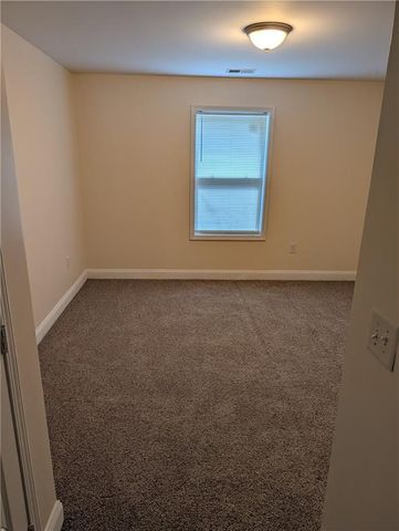 214 Oakland Hills Way, Lawrenceville, GA 30044
