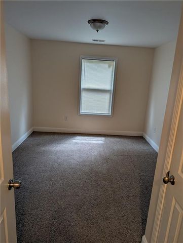 214 Oakland Hills Way, Lawrenceville, GA 30044