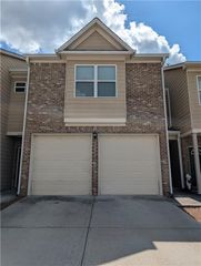 214 Oakland Hills Way, Lawrenceville, GA 30044