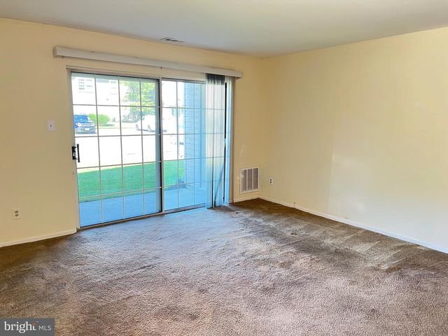 2103 TANGLEWOOD CT, Sewell, NJ 08080
