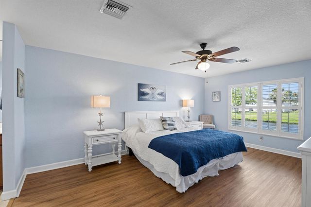 24 Alta Loma, Port St. Lucie, FL 34952