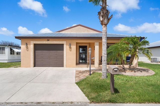 24 Alta Loma, Port St. Lucie, FL 34952