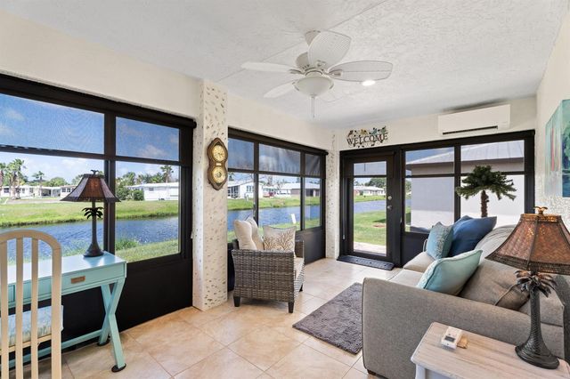 24 Alta Loma, Port St. Lucie, FL 34952