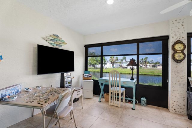 24 Alta Loma, Port St. Lucie, FL 34952