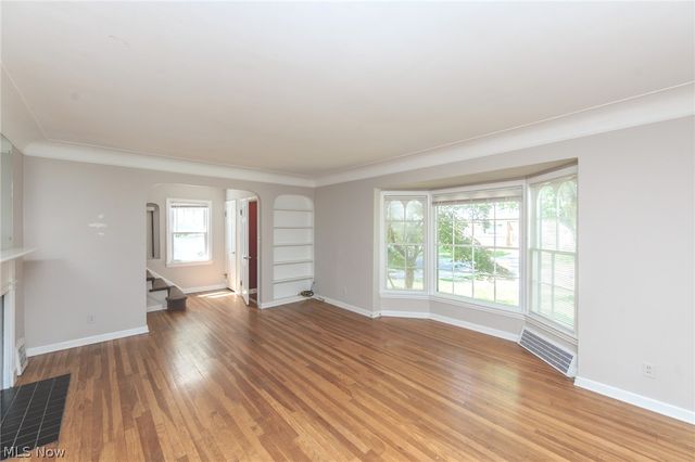 4218 Bushnell Road, University Heights, OH 44118