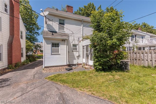 4218 Bushnell Road, University Heights, OH 44118