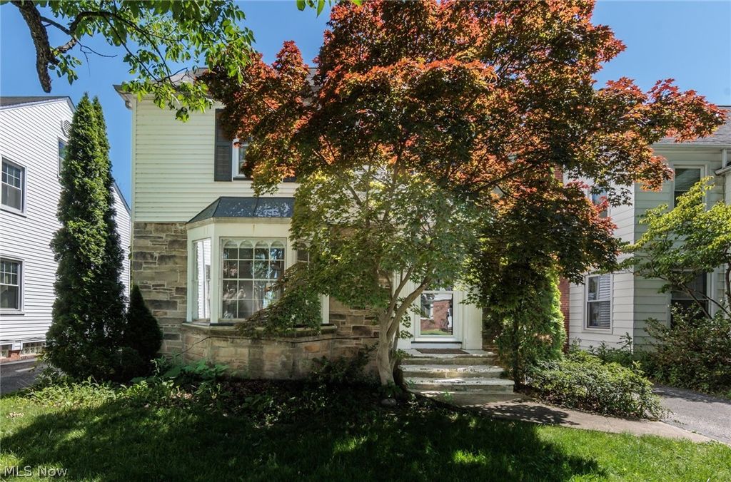 4218 Bushnell Road, University Heights, OH 44118