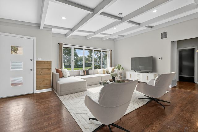 7818 W Argyle Street, Norridge, IL 60706