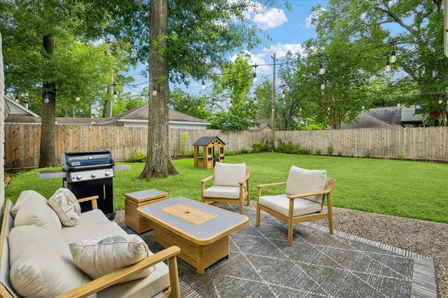 747 Thistlewood Drive, Houston, TX 77079