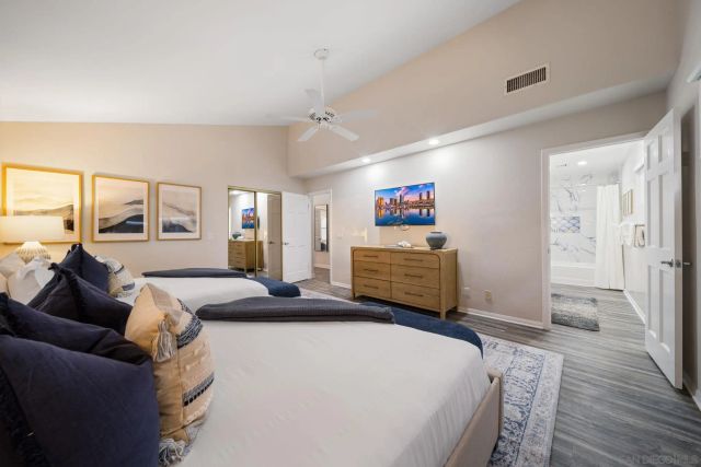 7377 Eads Ave., La Jolla, CA 92037