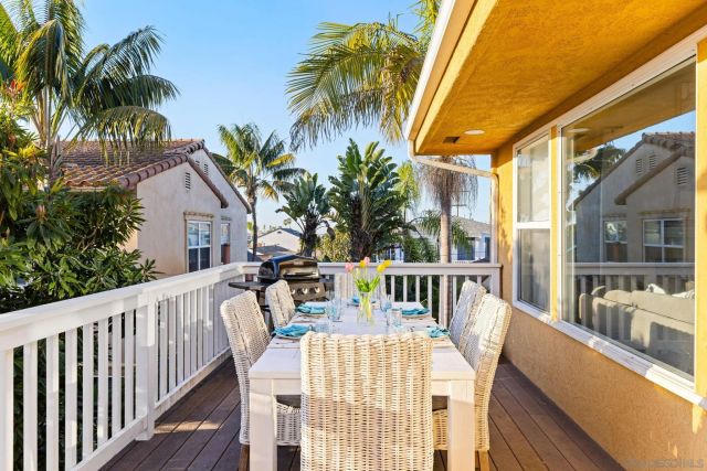 7377 Eads Ave., La Jolla, CA 92037