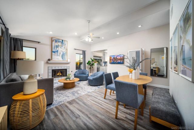 7377 Eads Ave., La Jolla, CA 92037