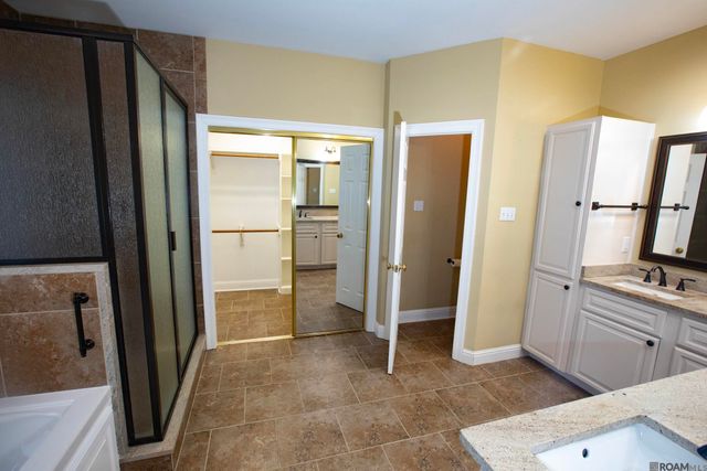 732 Troutbeck Dr, Baton Rouge, LA 70810