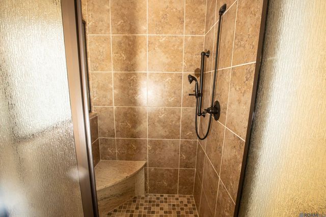 732 Troutbeck Dr, Baton Rouge, LA 70810