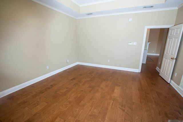 732 Troutbeck Dr, Baton Rouge, LA 70810