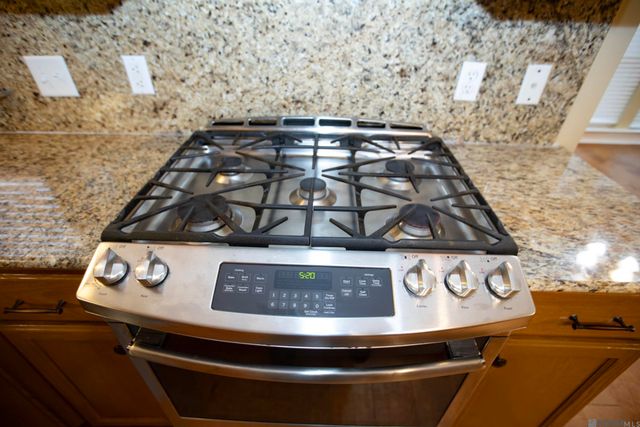 732 Troutbeck Dr, Baton Rouge, LA 70810