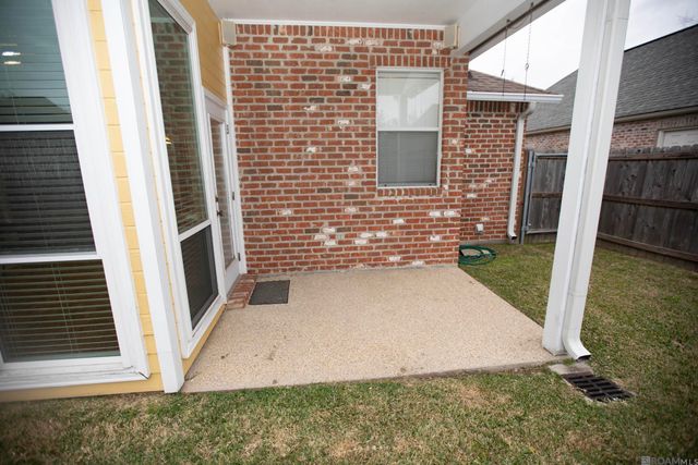 732 Troutbeck Dr, Baton Rouge, LA 70810