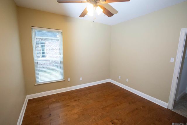 732 Troutbeck Dr, Baton Rouge, LA 70810