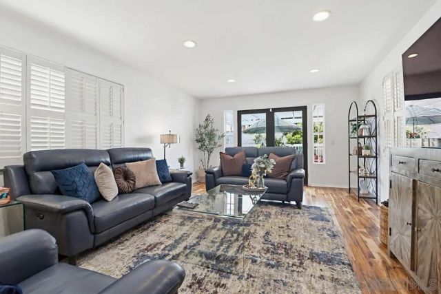 4323 Argos, San Diego, CA 92116