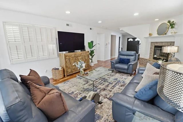 4323 Argos, San Diego, CA 92116