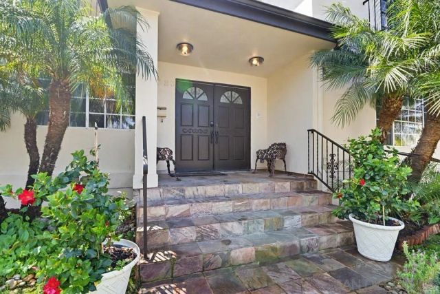 4323 Argos, San Diego, CA 92116