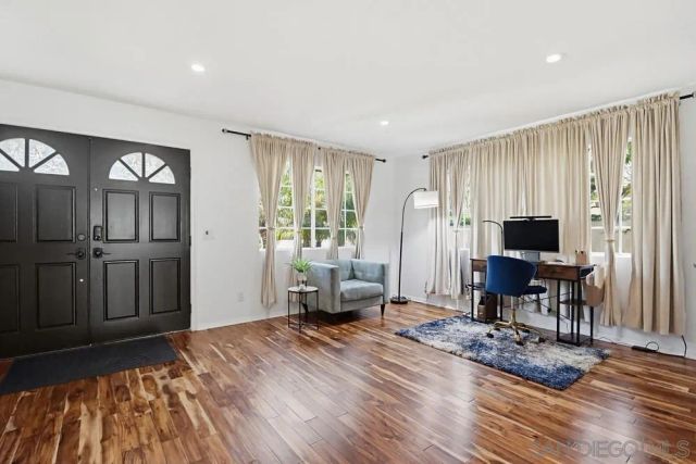 4323 Argos, San Diego, CA 92116