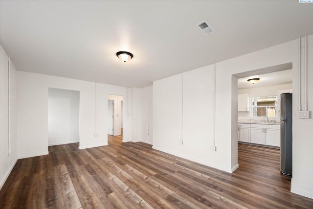 505 N 15th Ave, Pasco, WA 99301