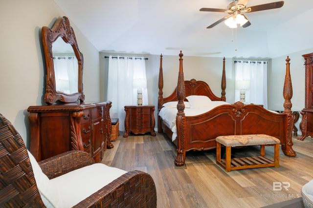 8011 Suzanne Way, Mobile, AL 36695