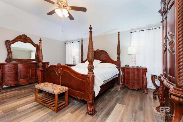 8011 Suzanne Way, Mobile, AL 36695