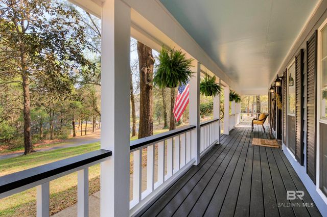 8011 Suzanne Way, Mobile, AL 36695