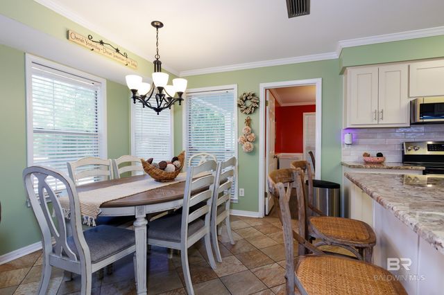 8011 Suzanne Way, Mobile, AL 36695