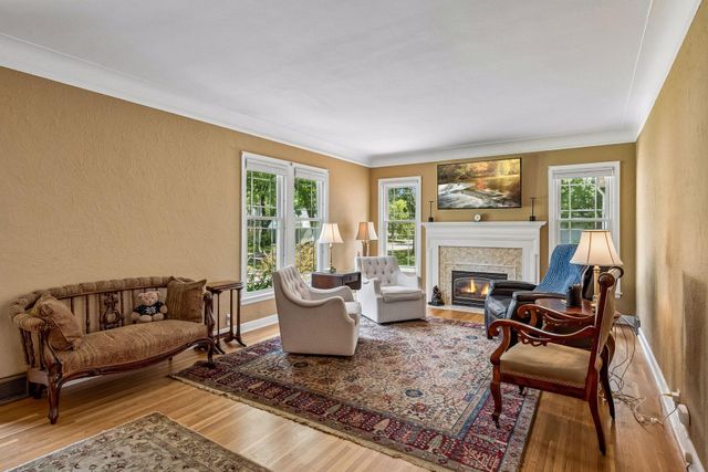 6701 Oliver Avenue S, Richfield, MN 55423