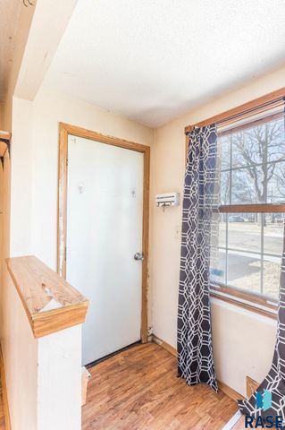 618 S Elmwood Ave Avenue, Sioux Falls, SD 57104