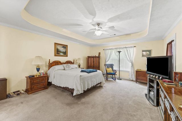 50 Cloverdale Court, Montgomery, TX 77356