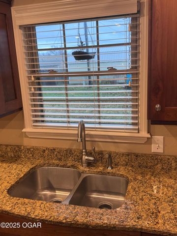 2610 S Ohio Avenue, Joplin, MO 64804