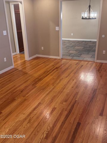 2610 S Ohio Avenue, Joplin, MO 64804