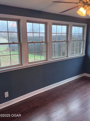 2610 S Ohio Avenue, Joplin, MO 64804