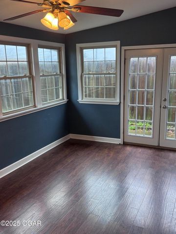 2610 S Ohio Avenue, Joplin, MO 64804