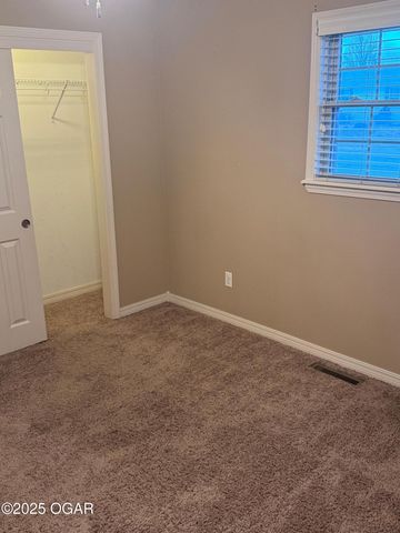 2610 S Ohio Avenue, Joplin, MO 64804