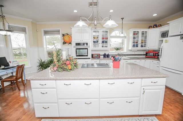 4520 County Road 819c, Brazoria, TX 77422