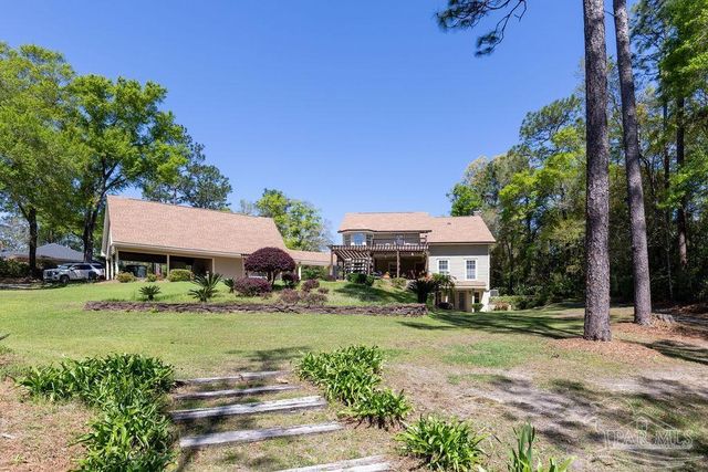11441 Clear Creek Dr, Pensacola, FL 32514