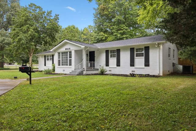 2614 Elam Rd, Murfreesboro, TN 37127