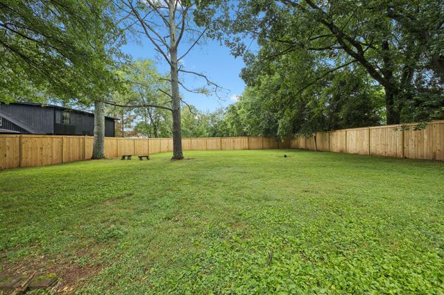 2614 Elam Rd, Murfreesboro, TN 37127