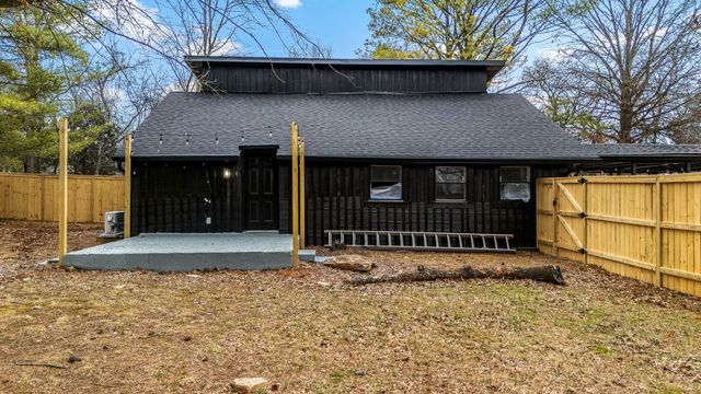 2614 Elam Rd, Murfreesboro, TN 37127