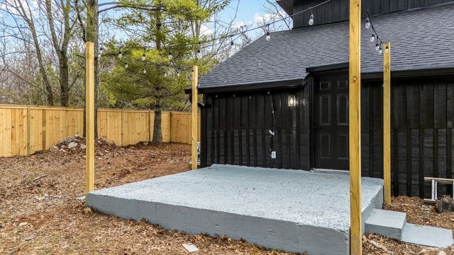 2614 Elam Rd, Murfreesboro, TN 37127